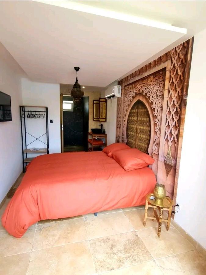 Suite Jaccuzzi En Camargue Port-Saint-Louis-du-Rhône Eksteriør billede