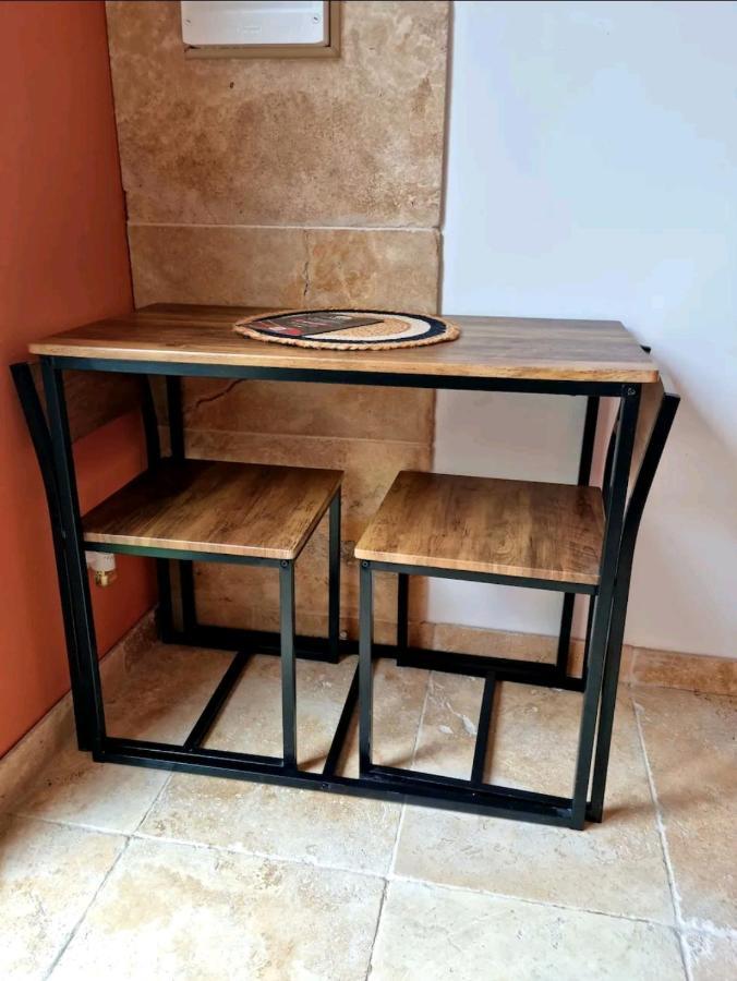 Suite Jaccuzzi En Camargue Port-Saint-Louis-du-Rhône Eksteriør billede